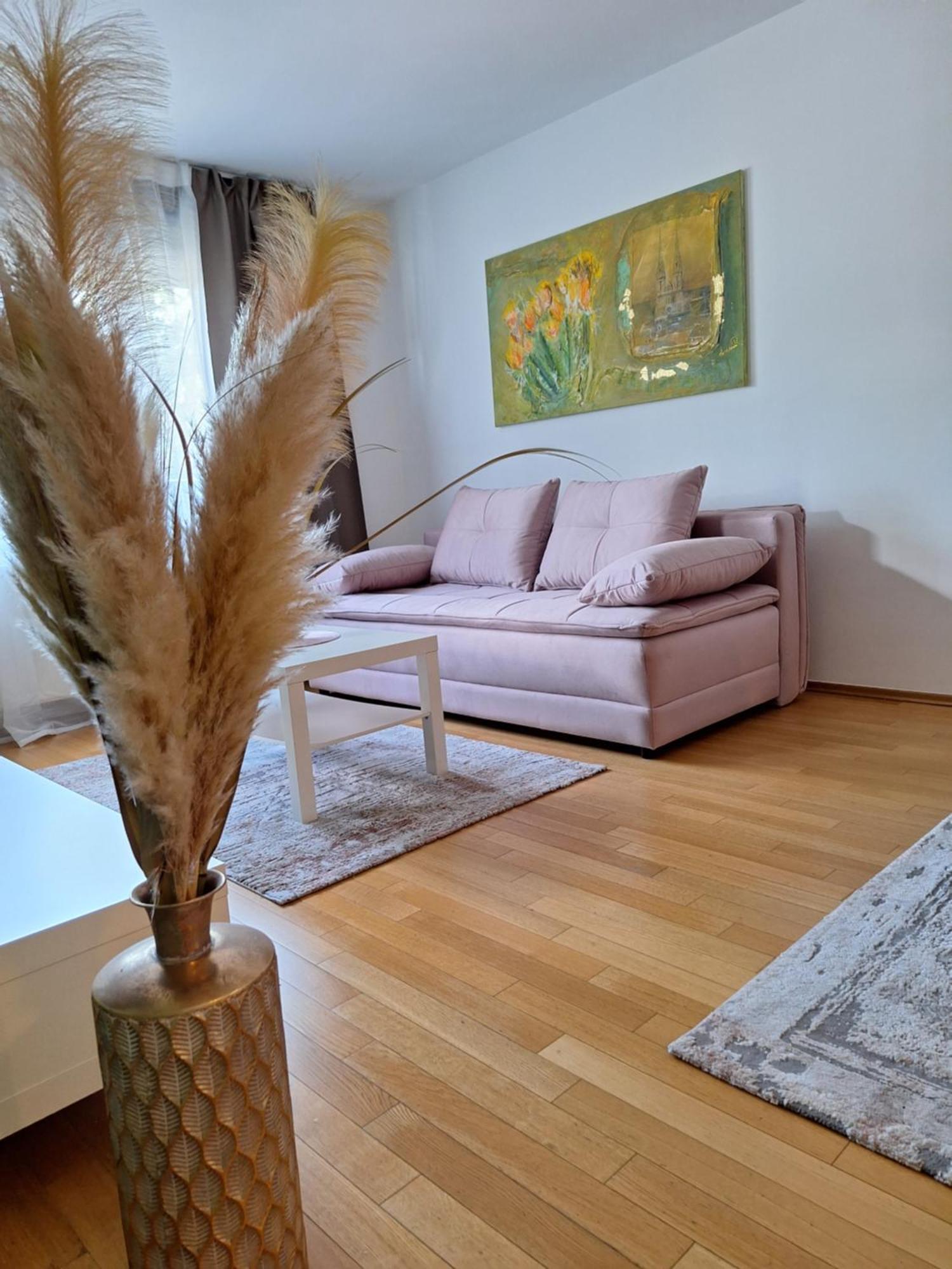 Apartman Lory, Zagreb, Downtown, With Own Parking In The Garage Экстерьер фото